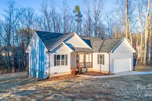 4000 Hoke St, Claremont, NC 28610 - Photo 5