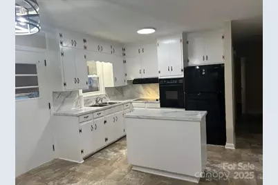 705 N Elm Street, Marshville, NC 28103 - Photo 11