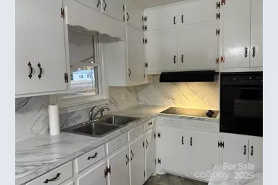 705 N Elm Street, Marshville, NC 28103 - Photo 13