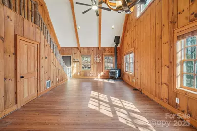 102 Knobster Way, Glenville, NC 28736 - Photo 9