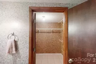 707 Lickskillet Rd, Burnsville, NC 28714 - Photo 37