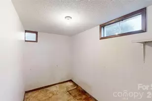 707 Lickskillet Rd, Burnsville, NC 28714 - Photo 41