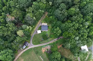 707 Lickskillet Rd, Burnsville, NC 28714 - Photo 3