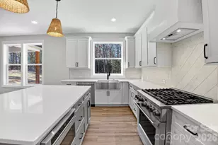 51 Windsor Dr, Taylorsville, NC 28681 - Photo 11