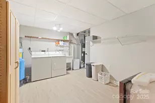 124 Flat Creek Dr, Lake Toxaway, NC 28747 - Photo 17