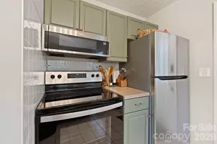 124 Flat Creek Dr, Lake Toxaway, NC 28747 - Photo 11