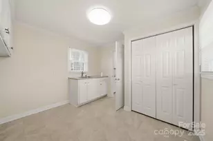 33 20th Ave NW, Hickory, NC 28601 - Photo 7