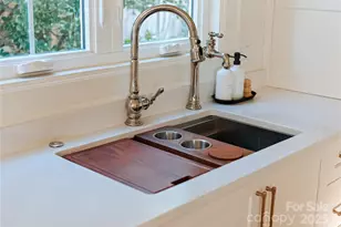 3415 Holt St, Charlotte, NC 28205 - Photo 13