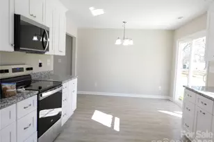 218 McClain St, York, SC 29745 - Photo 7