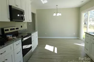 218 McClain St, York, SC 29745 - Photo 17