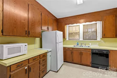 1120 Davie Avenue, Statesville, NC 28677 - Photo 27