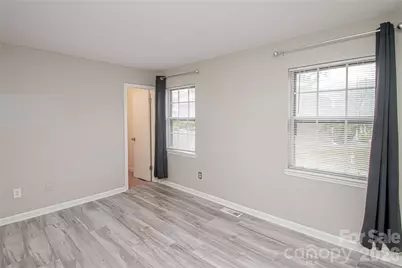 8839 Hunter Ridge Drive, Charlotte, NC 28226 - Photo 23