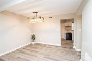 8839 Hunter Ridge Dr, Charlotte, NC 28226 - Photo 11