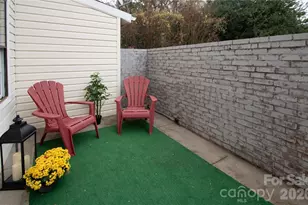 8839 Hunter Ridge Dr, Charlotte, NC 28226 - Photo 33