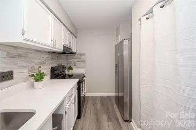 8839 Hunter Ridge Drive, Charlotte, NC 28226 - Photo 13