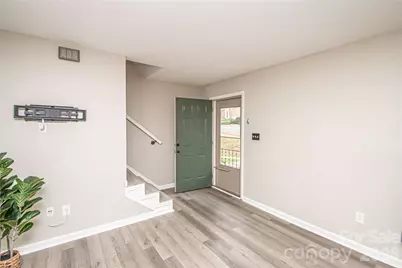 8839 Hunter Ridge Drive, Charlotte, NC 28226 - Photo 5