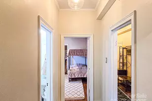 301 W 10th St, Charlotte, NC 28202 - Photo 17