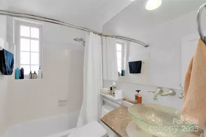 301 W 10th Street #306, Charlotte, NC 28202 - Photo 19