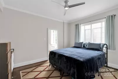 301 W 10th Street #306, Charlotte, NC 28202 - Photo 15