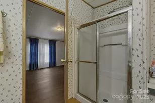 8862 Rhodhiss Rd, Connelly Springs, NC 28612 - Photo 19