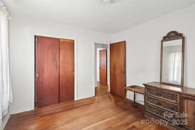 16 Melbourne Place, Asheville, NC 28801 - Photo 15