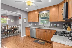 265 Dameron Dr, Blowing Rock, NC 28605 - Photo 9