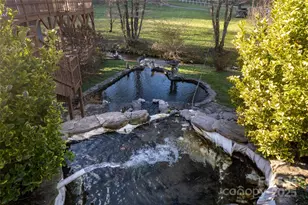 814 Barkers Creek Rd, Whittier, NC 28789 - Photo 17