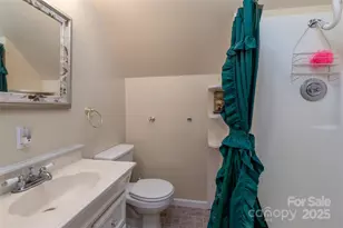 814 Barkers Creek Rd, Whittier, NC 28789 - Photo 35