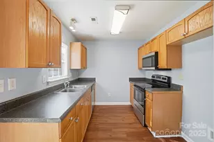 3424 Kelsey Emma Ct, Charlotte, NC 28269 - Photo 15