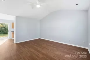 3424 Kelsey Emma Ct, Charlotte, NC 28269 - Photo 5