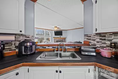 108 Sunwood Court, Statesville, NC 28625 - Photo 11