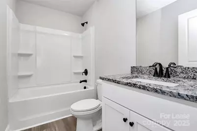 7019 Jerimoth Drive, Charlotte, NC 28215 - Photo 13