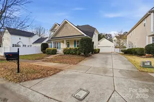 10432 Watoga Way, Cornelius, NC 28031 - Photo 3