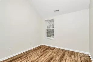 3128 Reid Brook Ln, Charlotte, NC 28208 - Photo 11