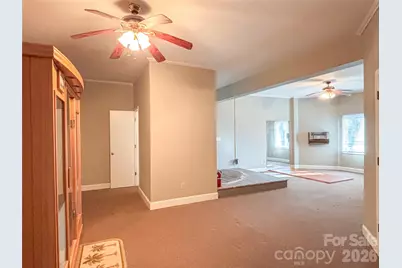 1011 21st Avenue NE, Hickory, NC 28601 - Photo 23