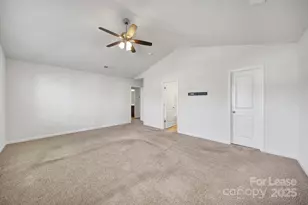 4918 Traynor Rd, Charlotte, NC 28216 - Photo 23