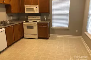 1902 Harrison Park Dr, Waxhaw, NC 28173 - Photo 9