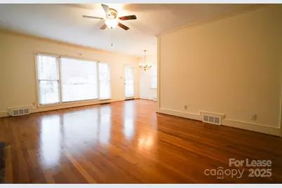 179 N Canterbury Road, Charlotte, NC 28211 - Photo 5