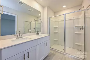 8036 Hidden Spgs Trl, Charlotte, NC 28216 - Photo 3