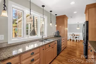 438 Valley Meade Dr, Kernersville, NC 27284 - Photo 17