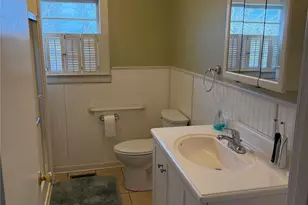 401 Bradshaw Ave, Hendersonville, NC 28792 - Photo 21