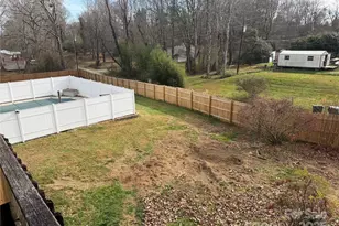 401 Bradshaw Ave, Hendersonville, NC 28792 - Photo 31