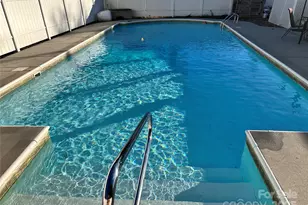 401 Bradshaw Ave, Hendersonville, NC 28792 - Photo 39