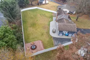 1827 Kincaid Ct, Hickory, NC 28602 - Photo 47