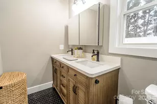 1827 Kincaid Ct, Hickory, NC 28602 - Photo 31