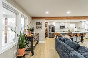 1827 Kincaid Ct, Hickory, NC 28602 - Photo 5