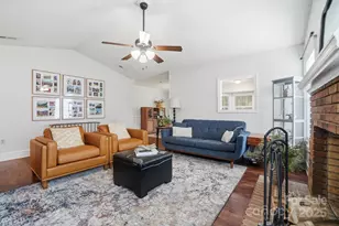 2909 Misty Plum Ct, Fort Mill, SC 29715 - Photo 7