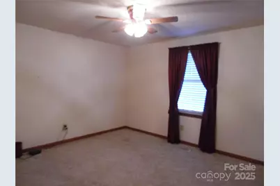 106 Belleview Drive NE, Conover, NC 28613 - Photo 17