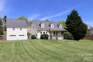 39 Kirkland Dr, Asheville, NC 28805 - Photo 5