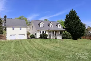 39 Kirkland Dr, Asheville, NC 28805 - Photo 5